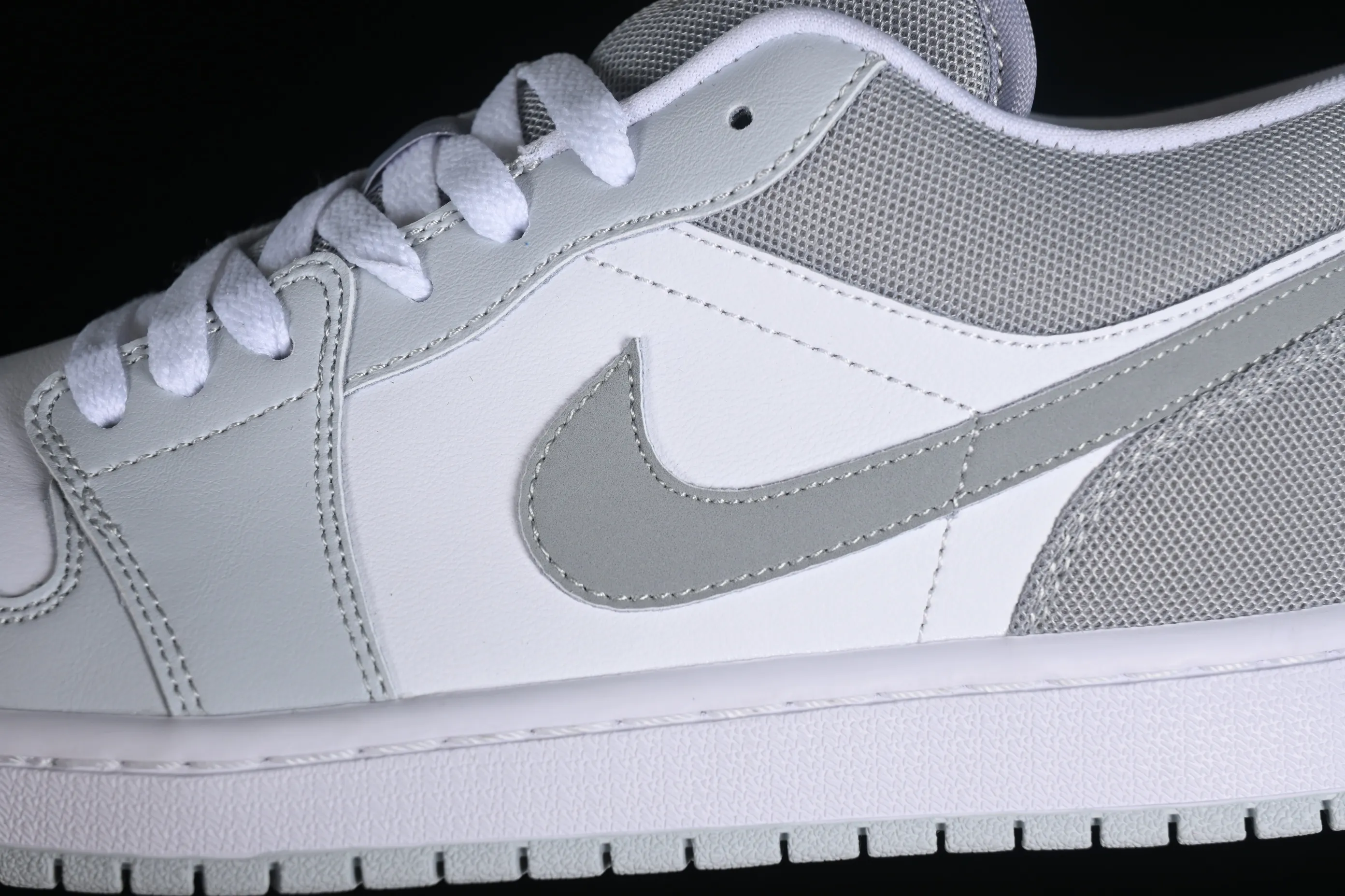 All categories Air Jordan Jordan series basketball shoes Air Jordan 1 Low Air Jordan 1 Low AJ1 Joe 1 white gray low-top cultural and leisure sports sneakers DC0774-106